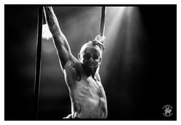 Briefs Close Encounters