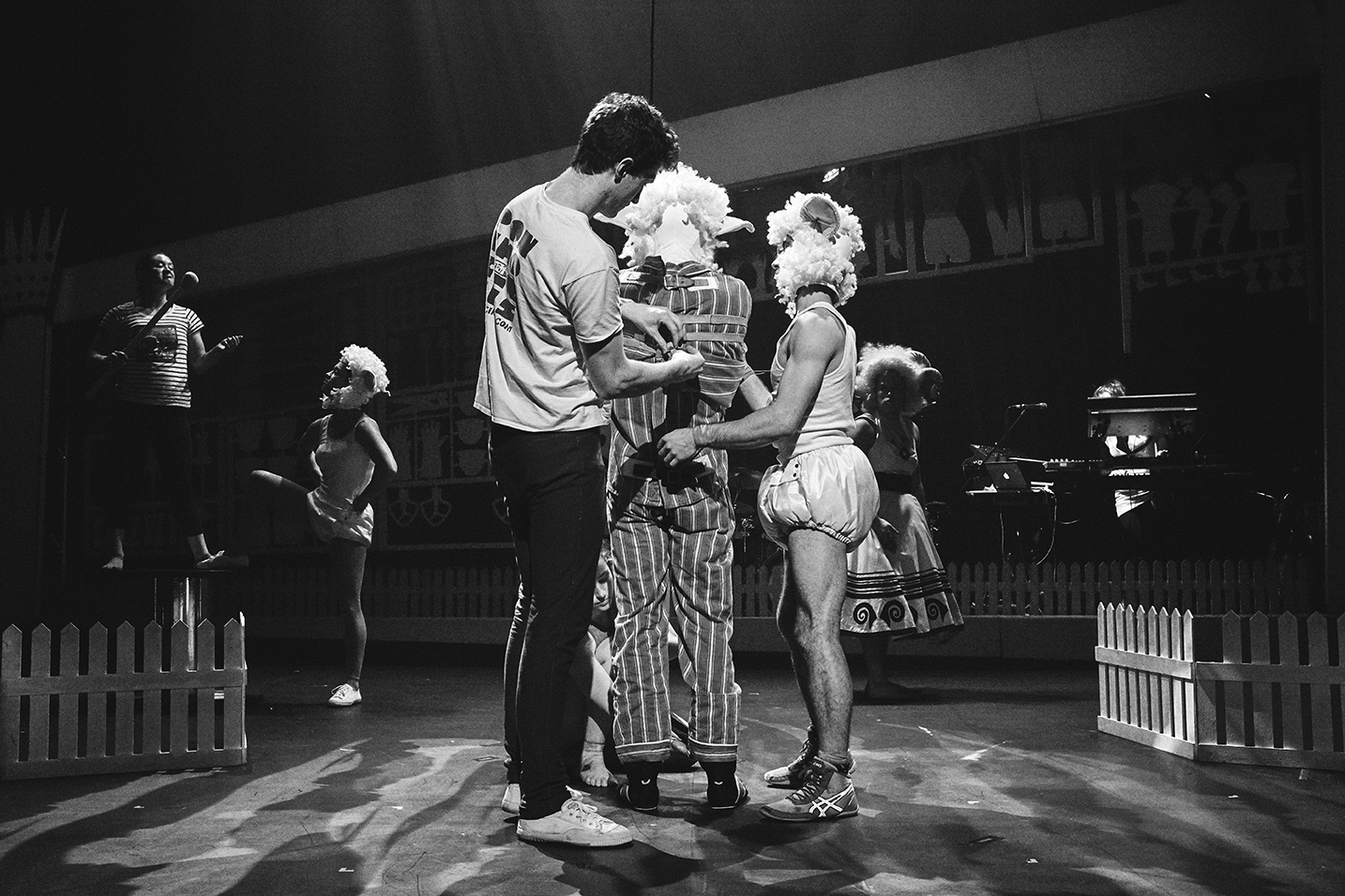 Backstage with Model Citizens : Words By Lucy Gamsby Frost & Photos by Luke David Kellett