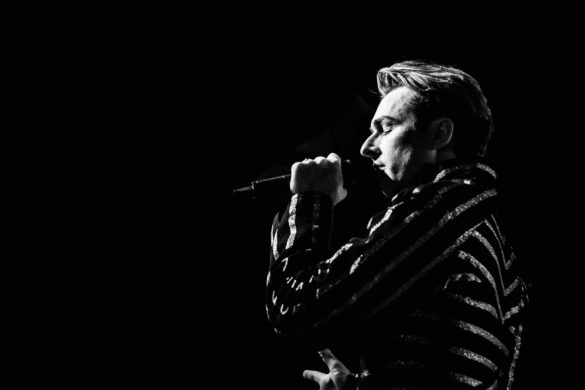 Rebel, Rouge & Shake it – Photo Gallery from Mark Turner