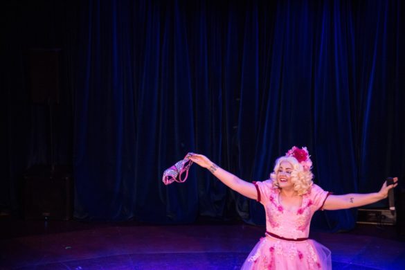 Rebel, Rouge & Shake it – Photo Gallery from Mark Turner